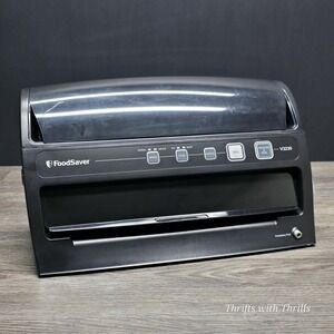 FoodSaver Vacuum Sealer - V3230 - Black